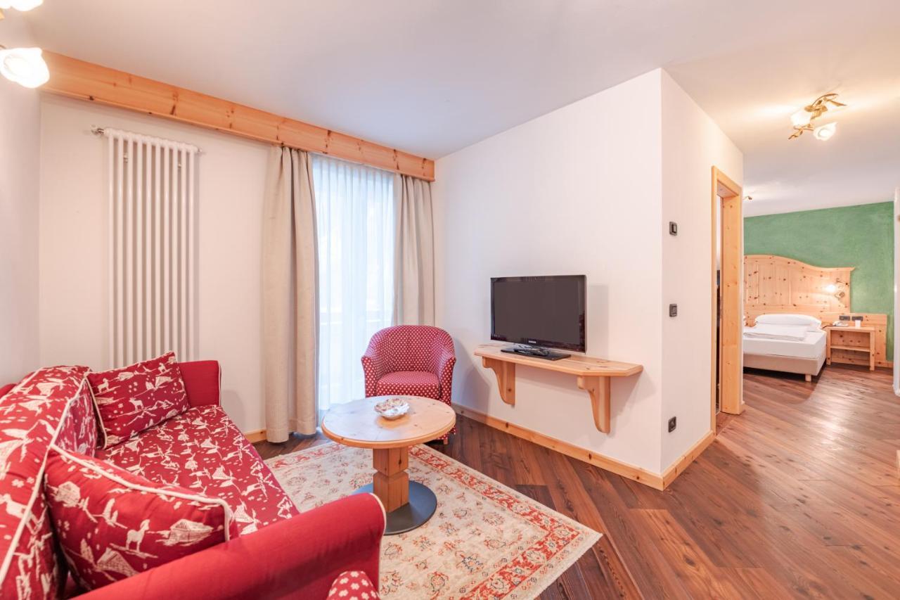 Hotel Foresta モエナ エクステリア 写真