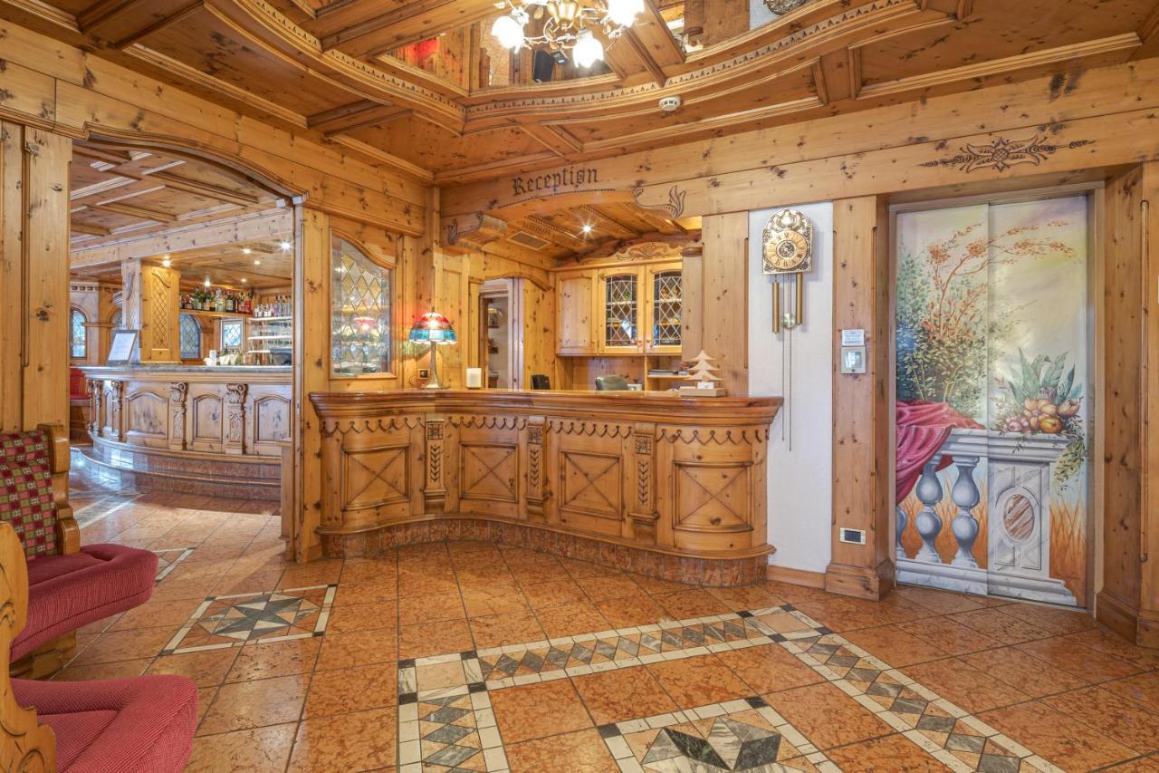 Hotel Foresta モエナ エクステリア 写真