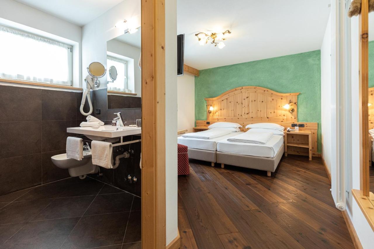 Hotel Foresta モエナ エクステリア 写真