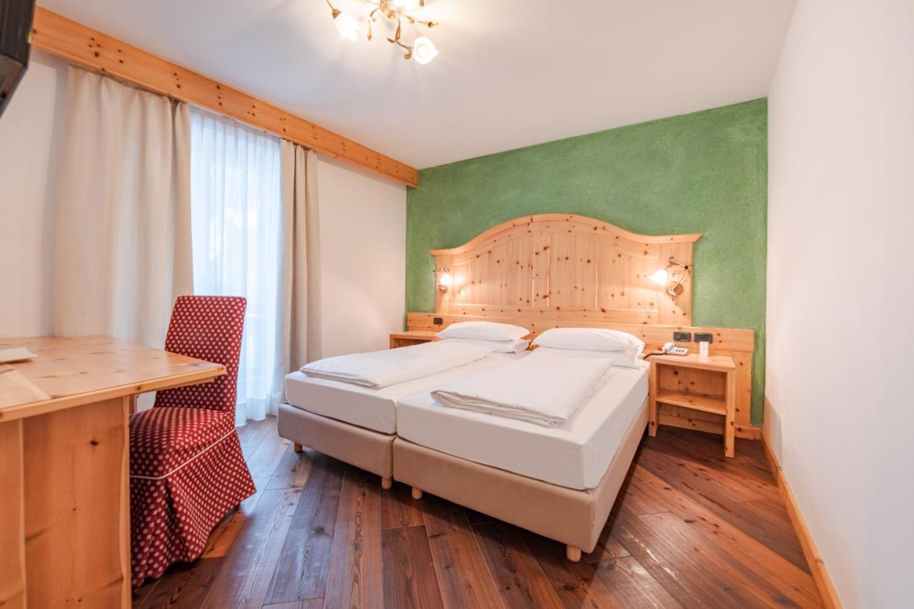 Hotel Foresta モエナ エクステリア 写真
