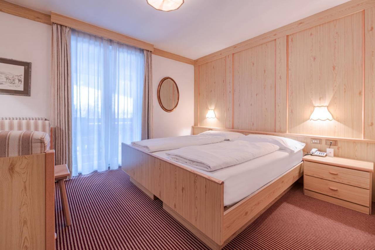 Hotel Foresta モエナ エクステリア 写真