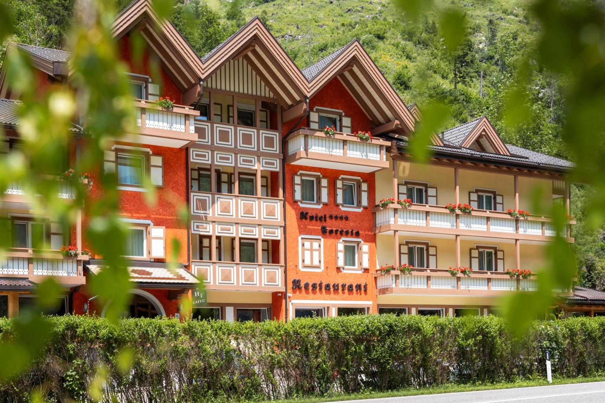 Hotel Foresta モエナ エクステリア 写真