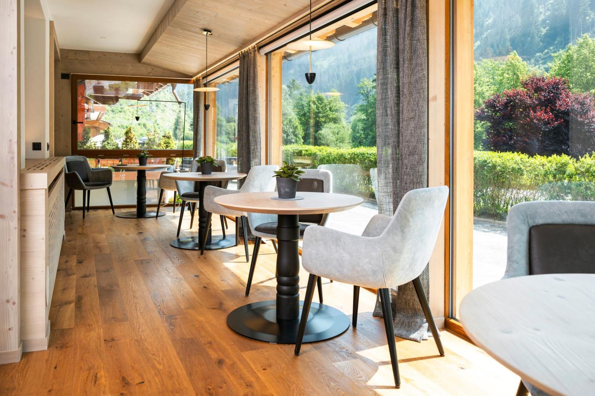 Hotel Foresta モエナ エクステリア 写真