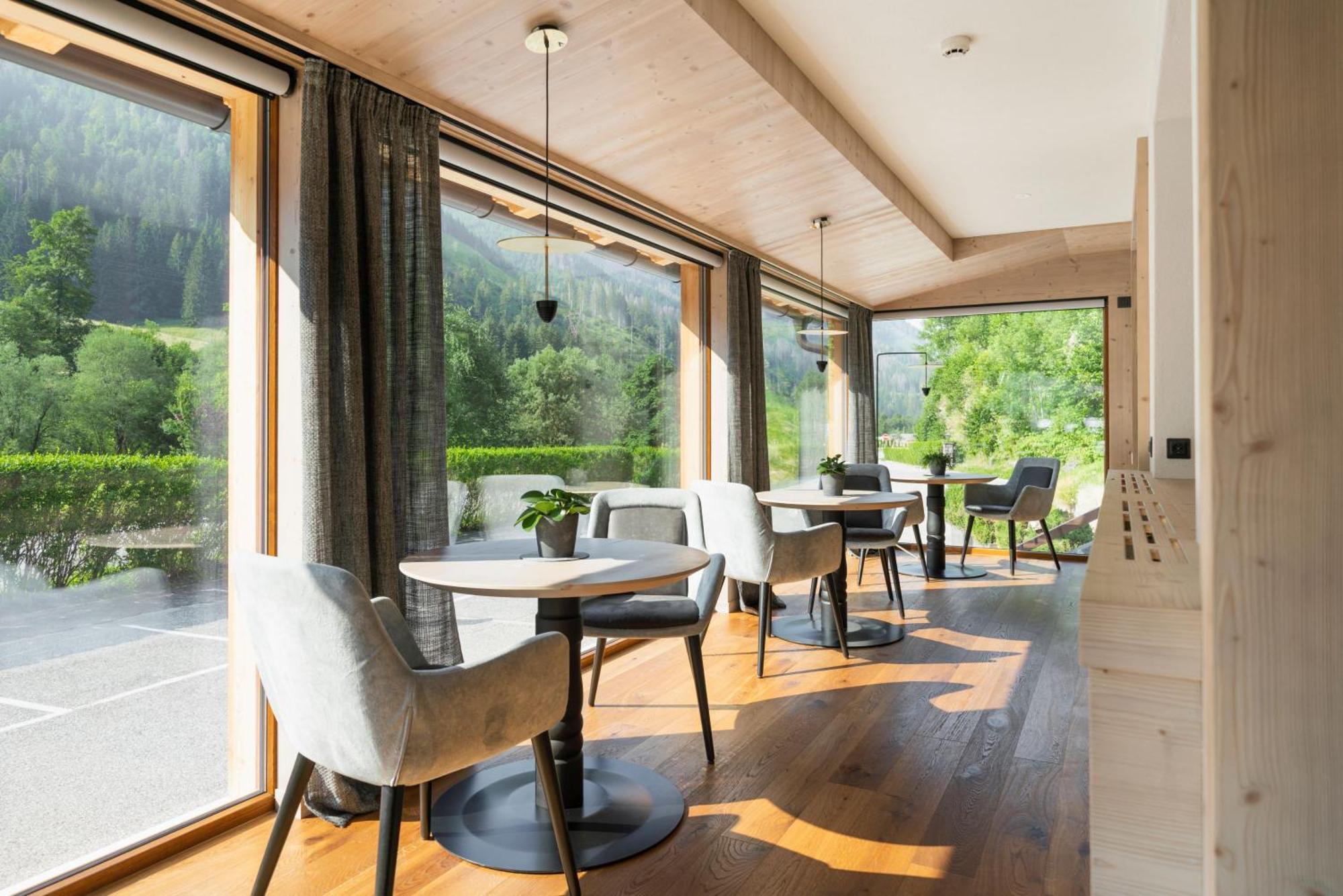 Hotel Foresta モエナ エクステリア 写真