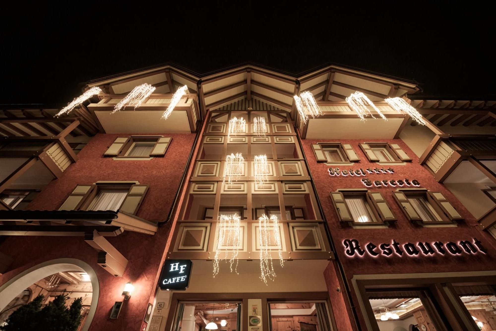 Hotel Foresta モエナ エクステリア 写真