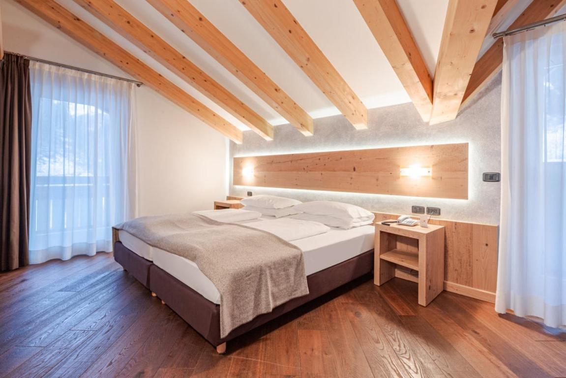 Hotel Foresta モエナ エクステリア 写真